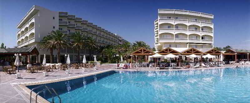 هتل Apollo Beach