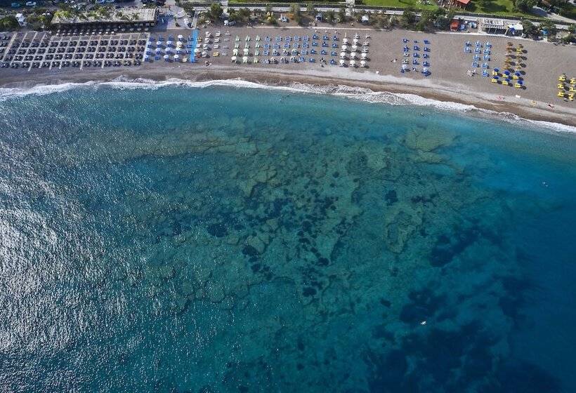 هتل Aquamare City And Beach