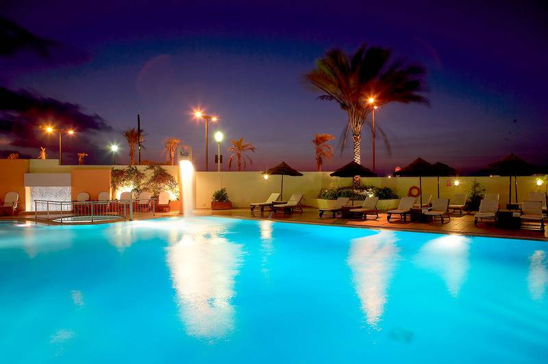 Отель Blue Sky City Beach