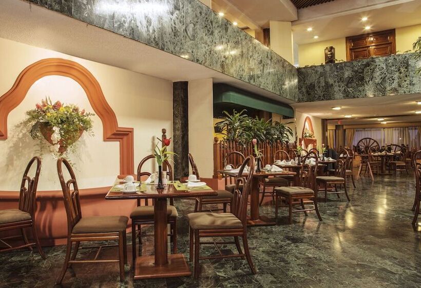 Conquistador Hotel & Conference Center