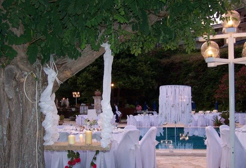 Fotos del hotel Corfu Palace:  11