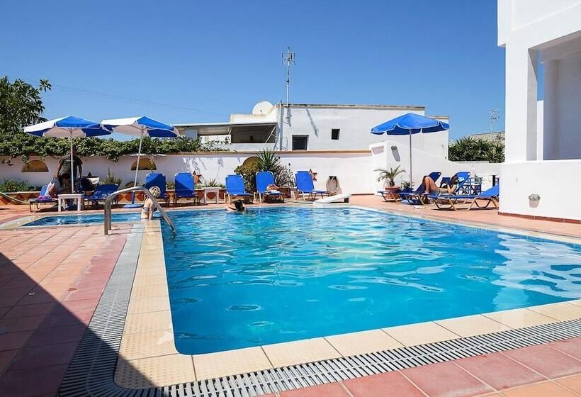 هتل Cyclades