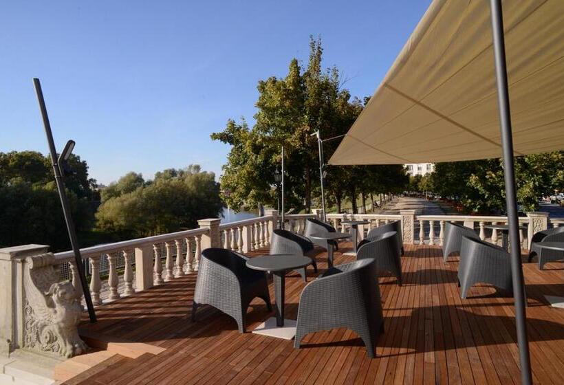 هتل Duna Wellness