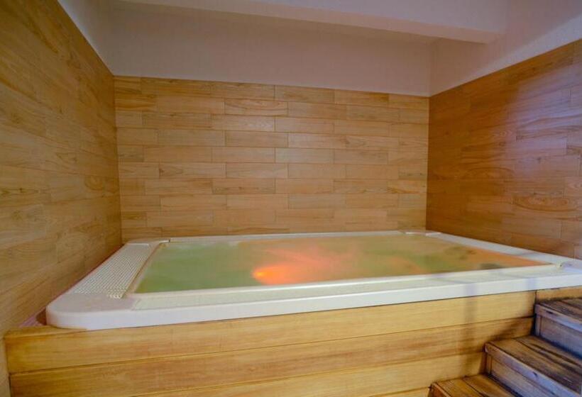 هتل Duna Wellness