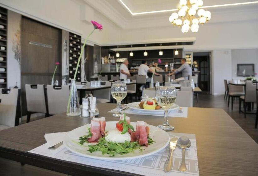 هتل Duna Wellness