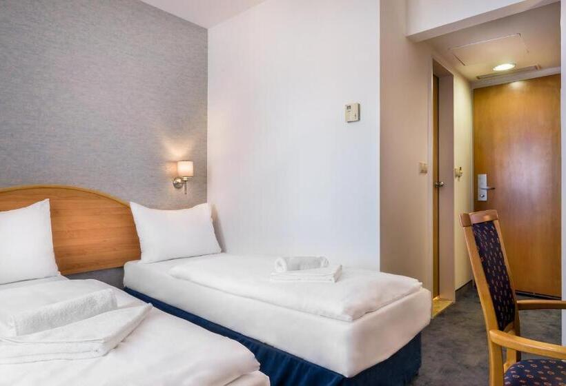 Fotos del hotel Golden Park Budapest:  2