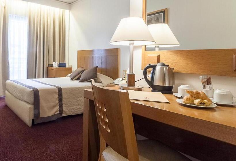 Fotos del hotel Ilissos:  13
