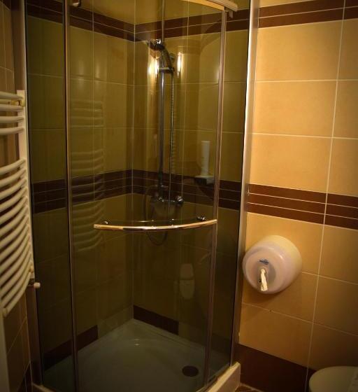 هتل Körös Panzió és étterem
