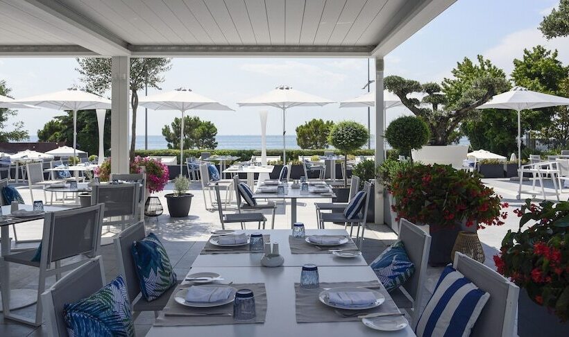 هتل Makedonia Palace