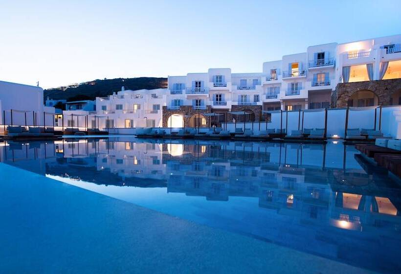 هتل Manoula S Beach Mykonos Resort