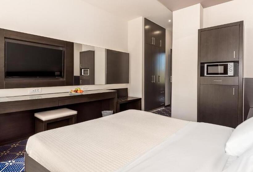Hotel Monte Vardia