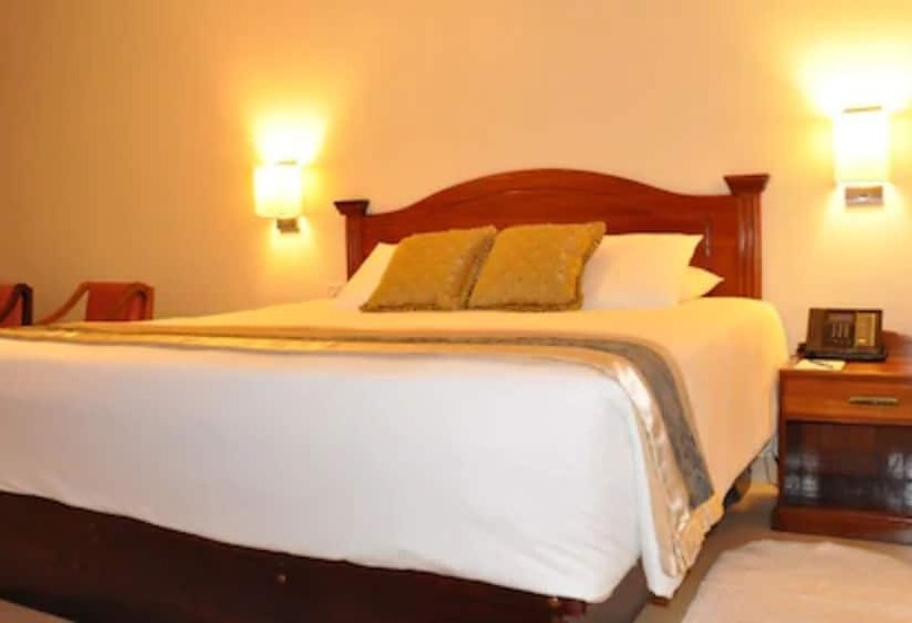 Pegasus Hotel By The Waterfront