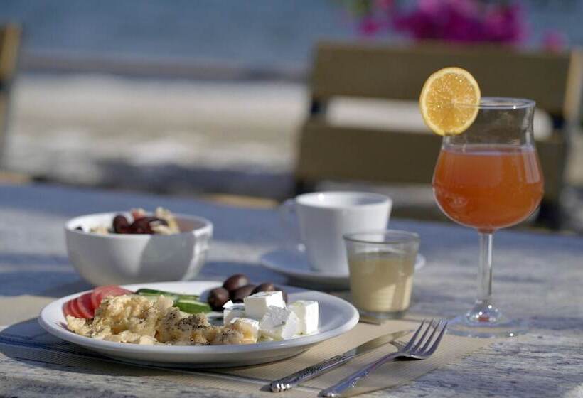 בית מלון כפרי Sami Beach