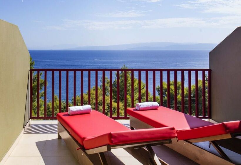 هتل Skiathos Palace