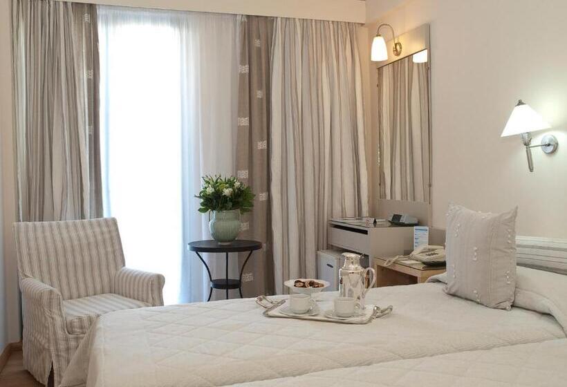 The Park Hotel Piraeus