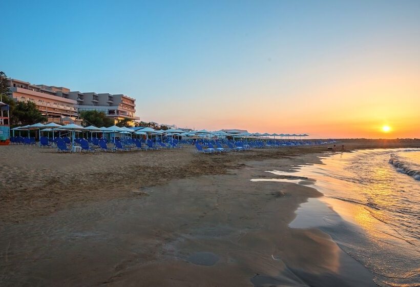 هتل Themis Beach