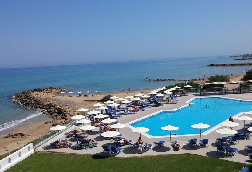 هتل Themis Beach