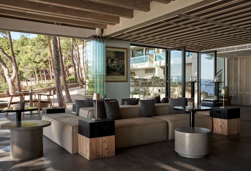 استراحتگاه White Rocks Hotel Kefalonia