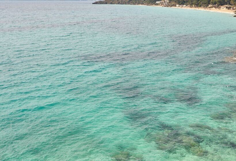 استراحتگاه White Rocks Hotel Kefalonia