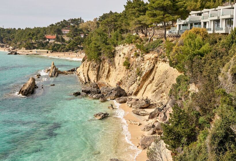 استراحتگاه White Rocks Hotel Kefalonia