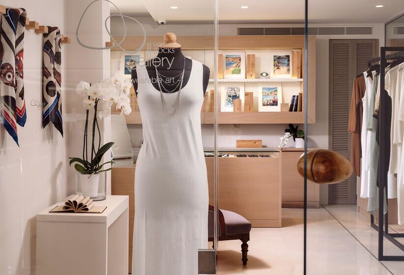 استراحتگاه White Rocks Hotel Kefalonia