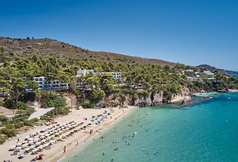 استراحتگاه White Rocks Hotel Kefalonia
