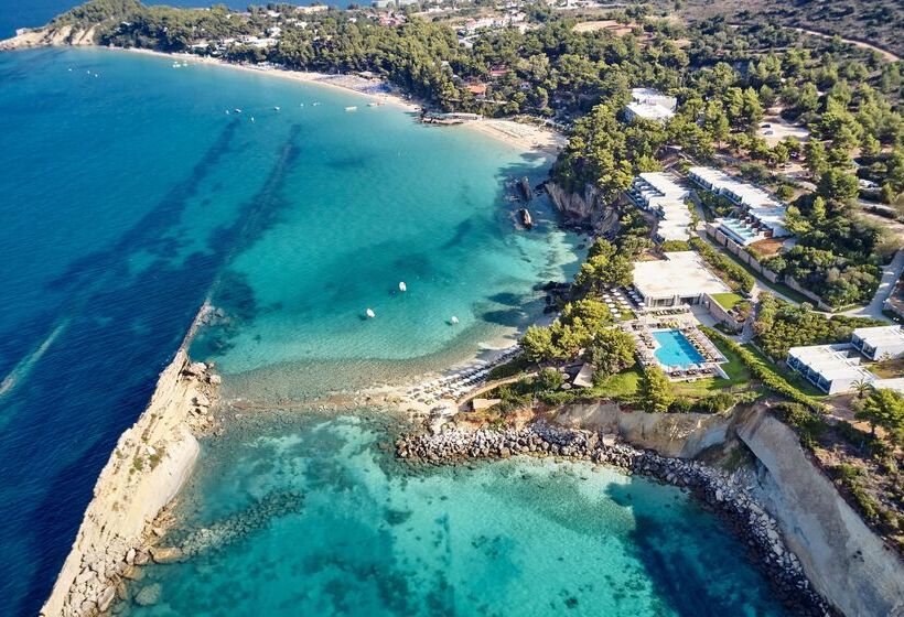 استراحتگاه White Rocks Hotel Kefalonia