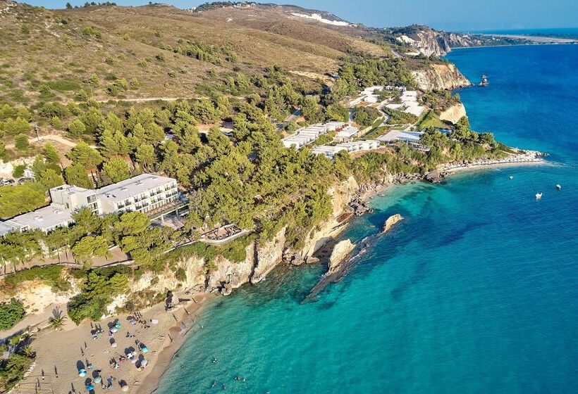 استراحتگاه White Rocks Hotel Kefalonia