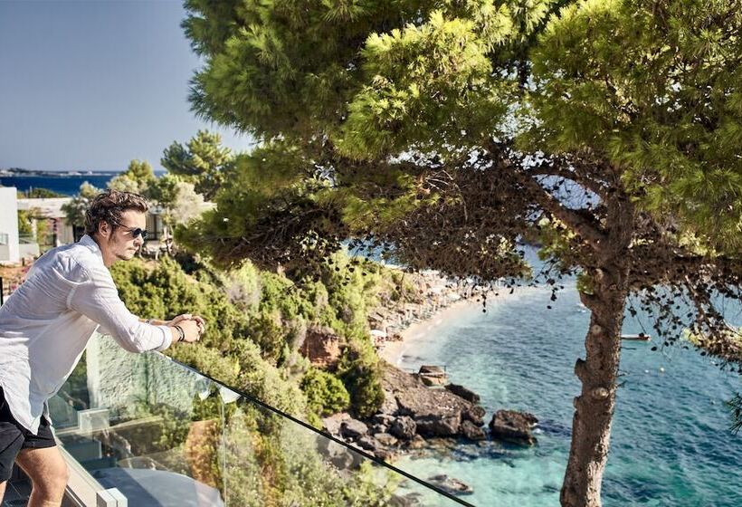 استراحتگاه White Rocks Hotel Kefalonia