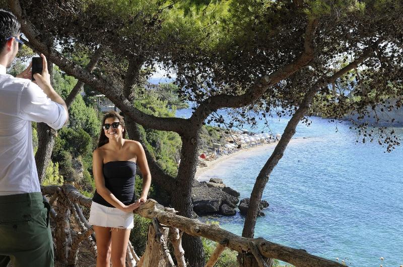 استراحتگاه White Rocks Hotel Kefalonia