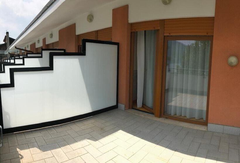 Chalet Del Lago