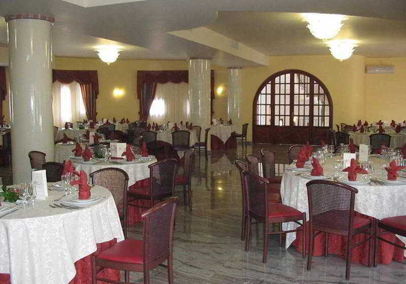 Hotel Akrabello