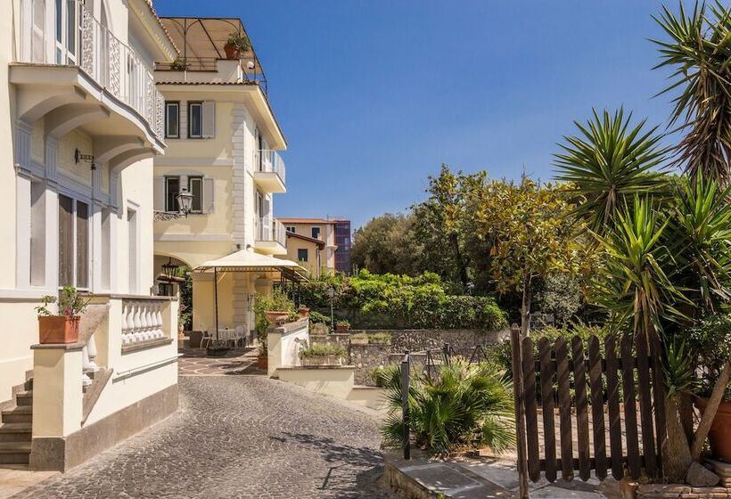 בית מלון כפרי Castel Vecchio