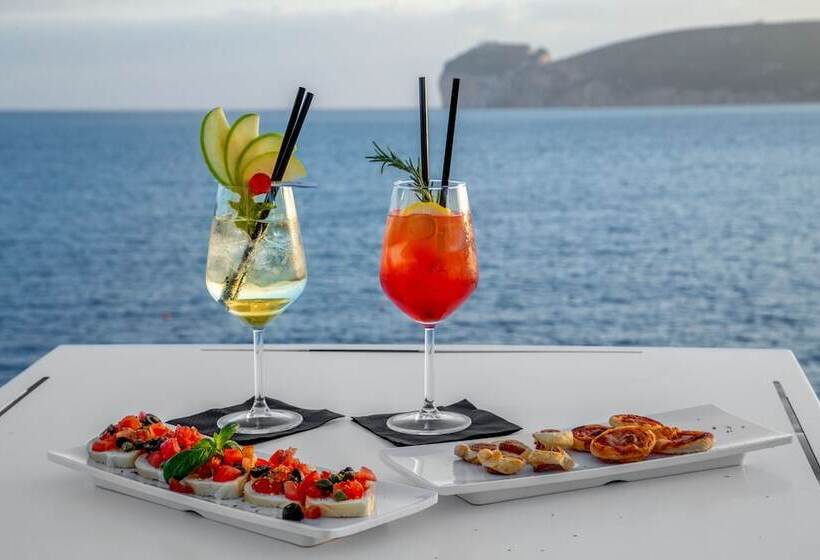 El Faro Hotel & Spa