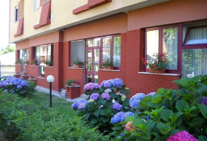 فندق Ristorante Giardino