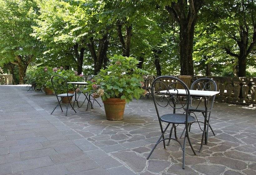 Отель Giotto Park