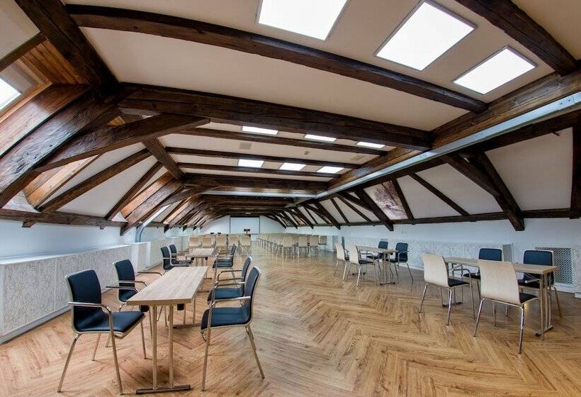 فندق Kristály Imperial