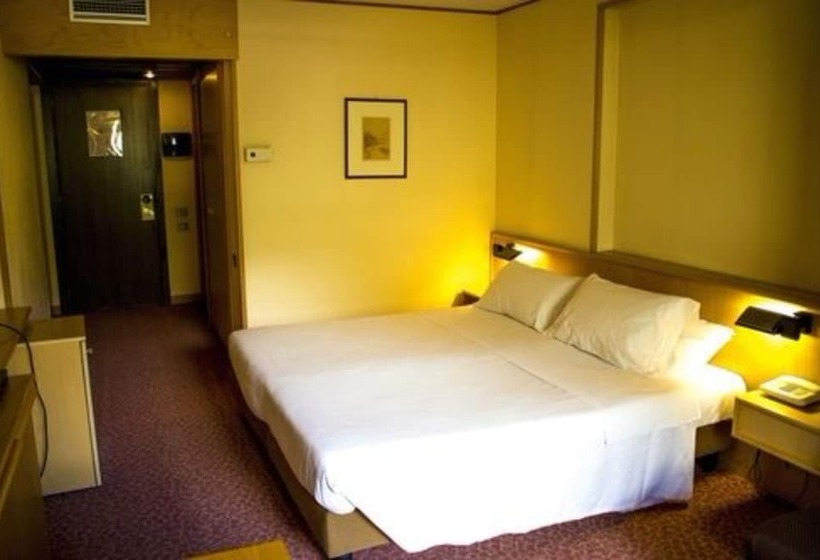 هتل Les Jumeaux Courmayeur