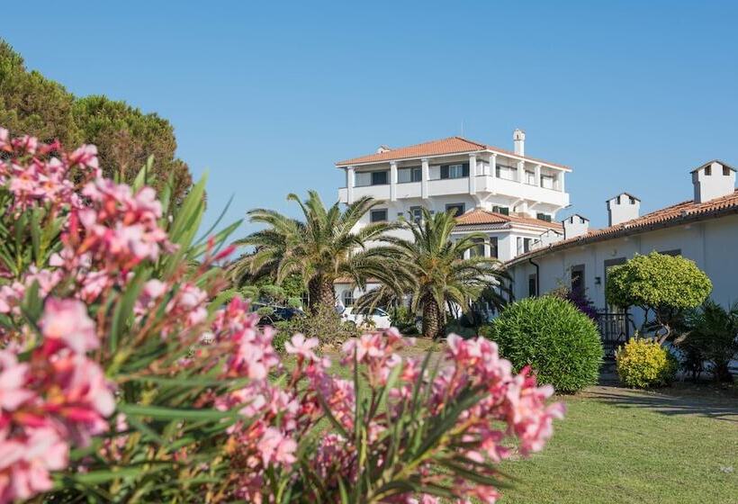 هتل Mercure Civitavecchia Sunbay Park