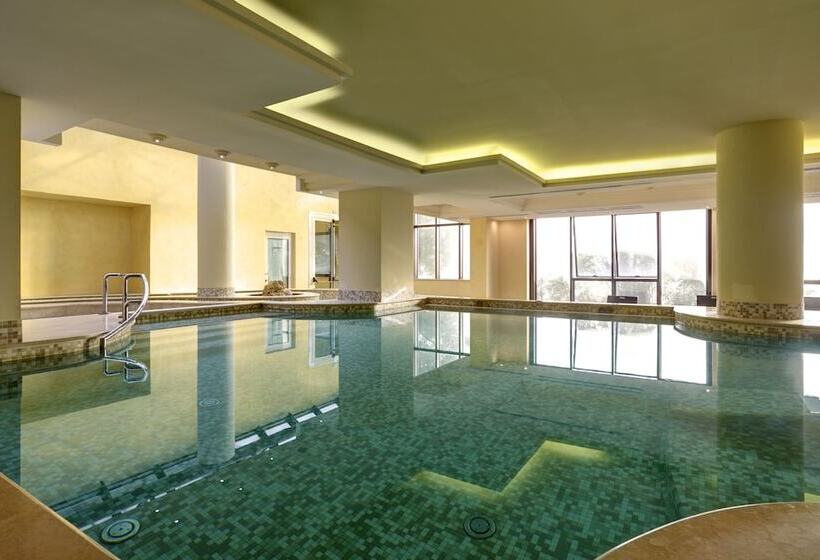 ホテル Mercure Petriolo Siena Terme Spa