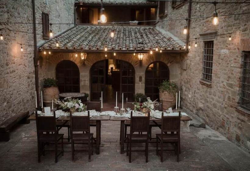 فندق Relais La Fattoria