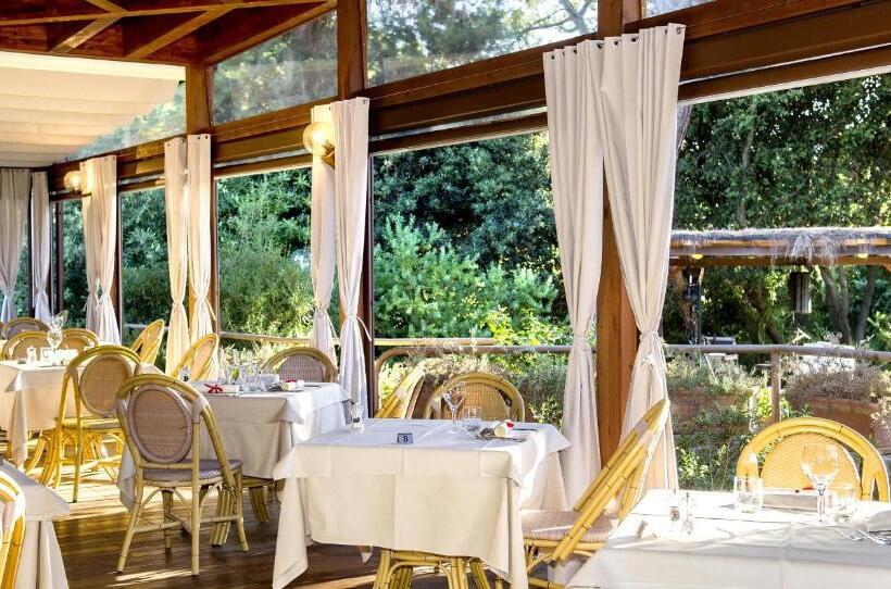 هتل Roccamare Resort   Casa Di Ponente