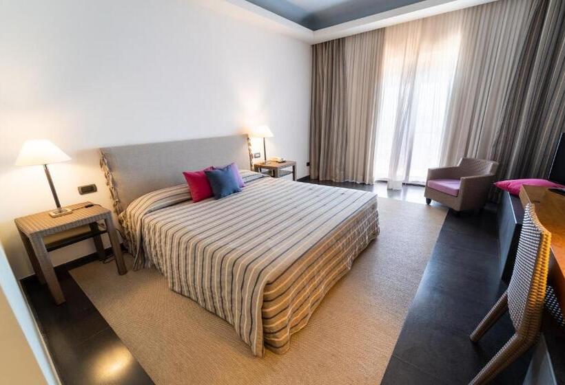 Hotel Santa Tecla Palace