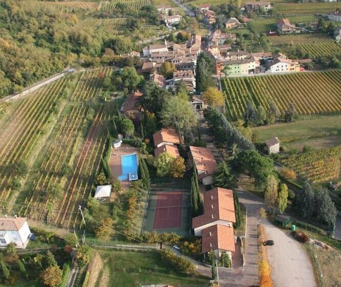 هتل Villa Felcaro   Relais, Lodge & Restaurant