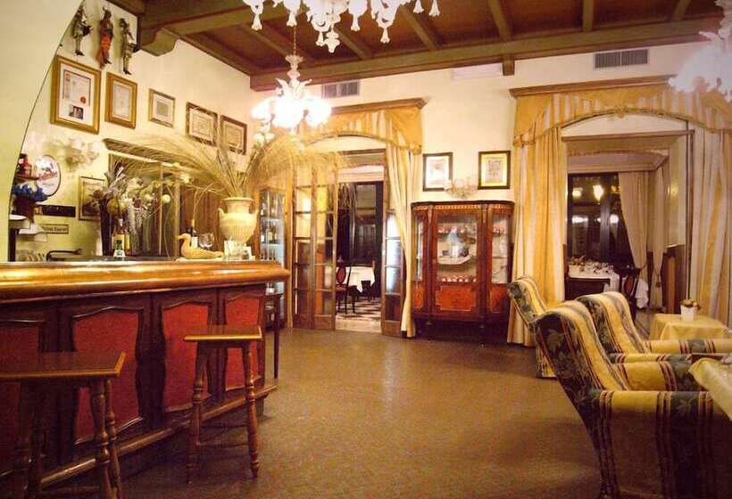 هتل Villa Felcaro   Relais, Lodge & Restaurant