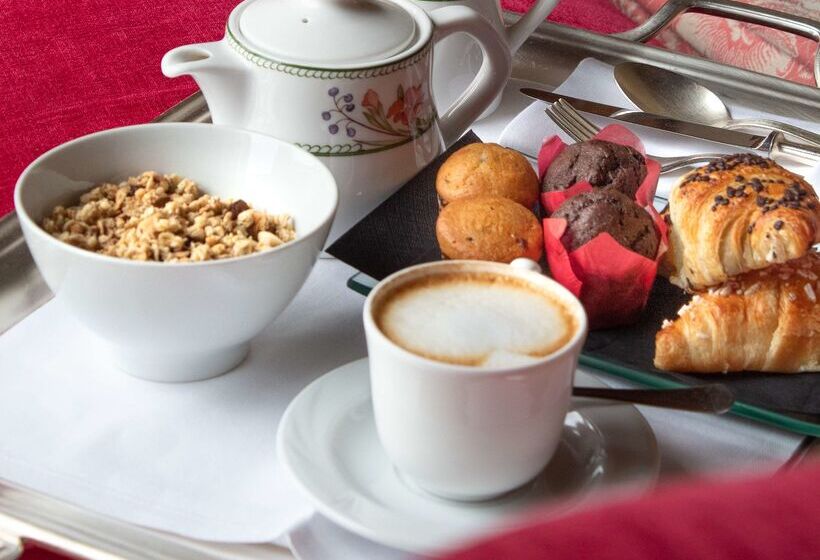 Villa Michelangelo Vicenza – Starhotels Collezione