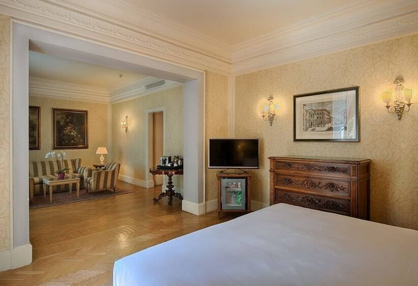 Anglo American Hotel Florence, Curio Collection By Hilton