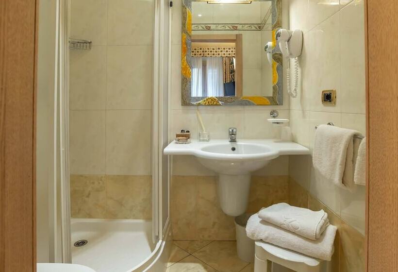 Fotos del hotel Alba Palace:  28