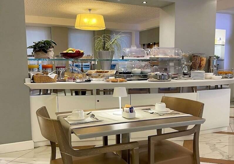 Fotos del hotel Best Western  City:  64