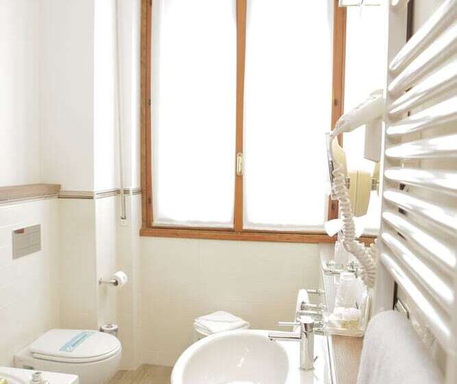 Fotos del hotel Bristol:  13